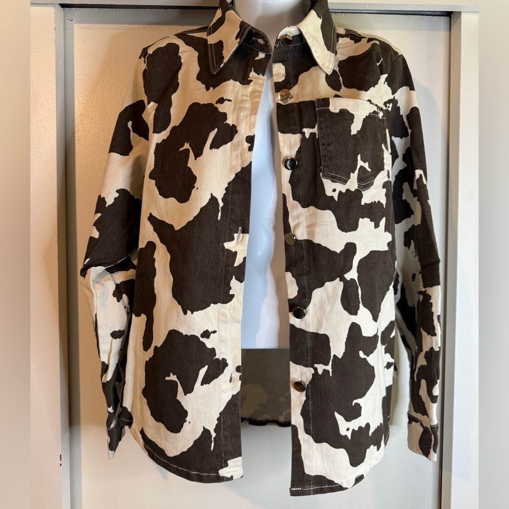 Boutique Cris Cris Brown & Cream Cow Print Jean Jacket New Medium - Picture 2 of 11